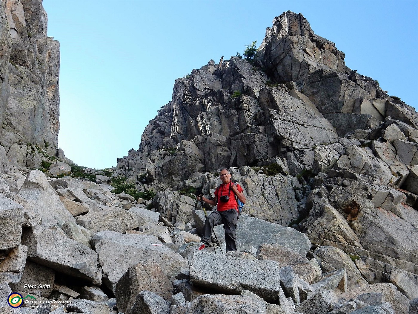 47 La ripida ma non  difficile discesa dal Passo Pantano.jpg